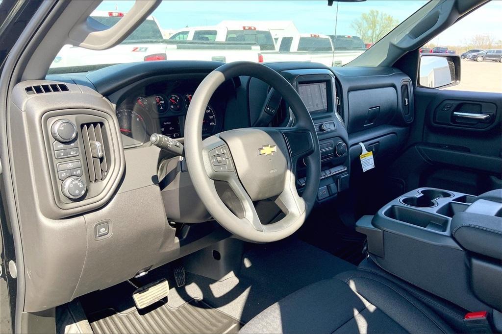 new 2024 Chevrolet Silverado 1500 car, priced at $50,718