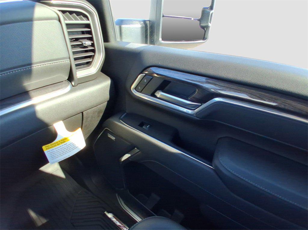 new 2025 Chevrolet Silverado 3500 car, priced at $75,995