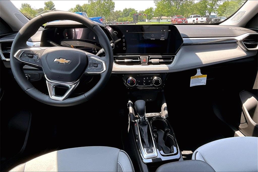 new 2024 Chevrolet TrailBlazer car, priced at $28,013