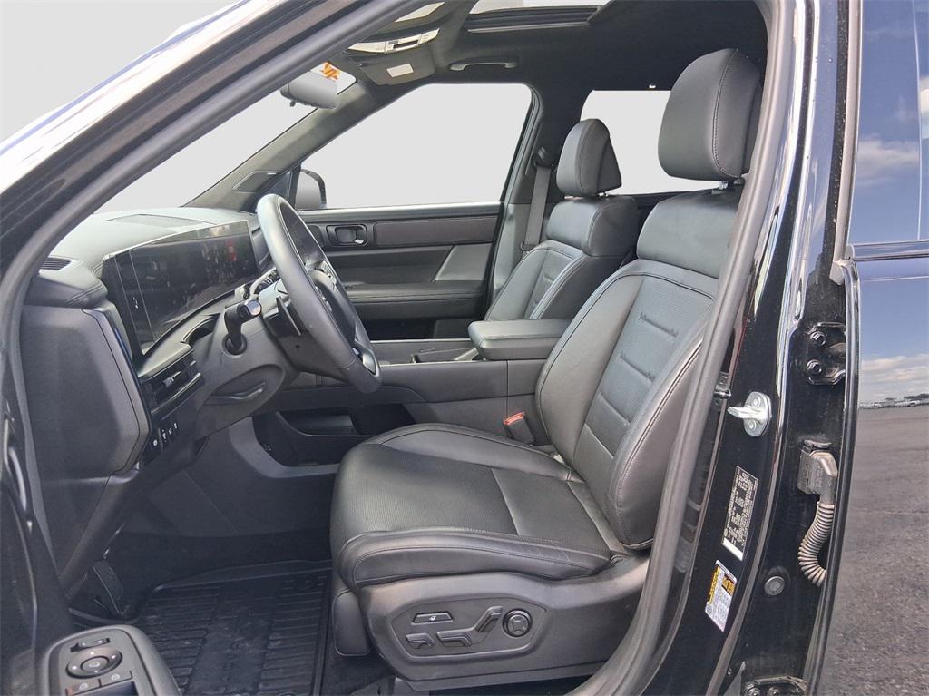 used 2024 Hyundai Santa Fe car, priced at $33,995