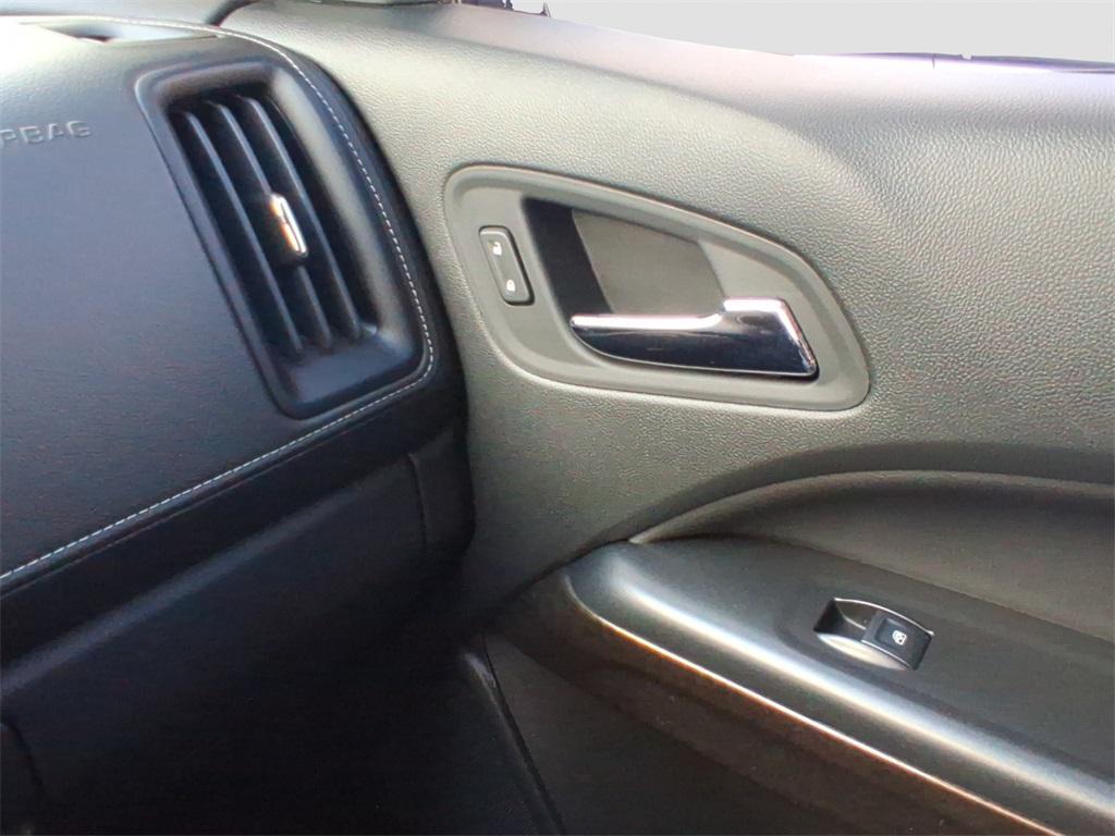 used 2022 GMC Canyon car, priced at $27,491