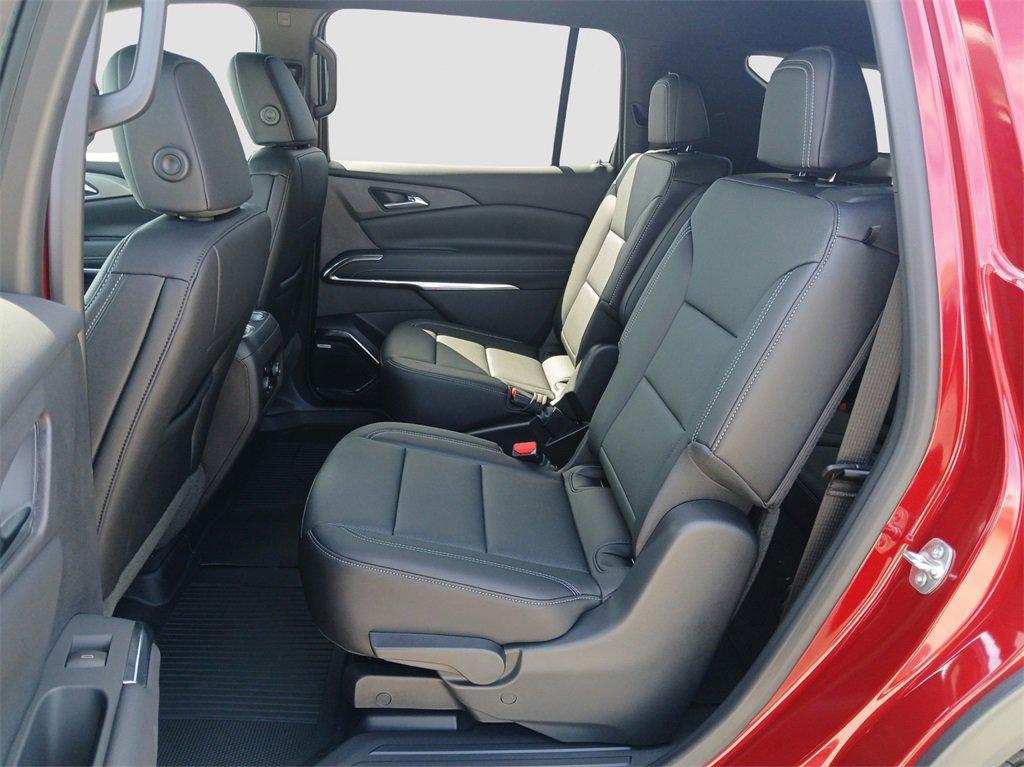 new 2025 Chevrolet Traverse car, priced at $48,515