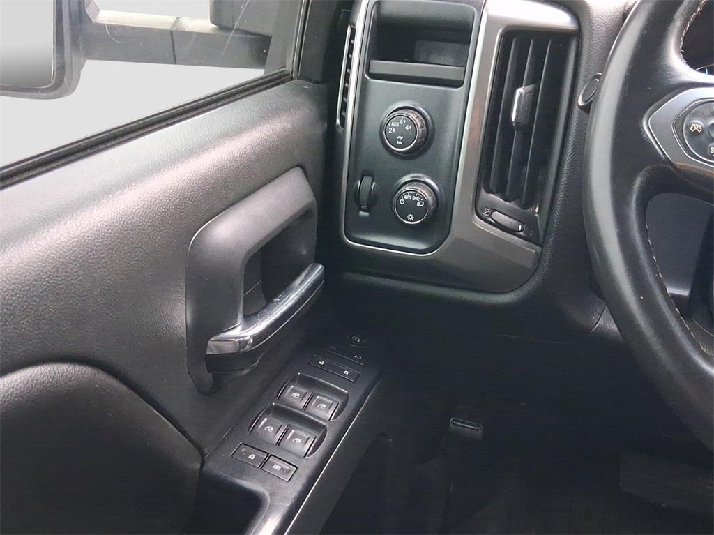 used 2015 Chevrolet Silverado 1500 car, priced at $17,999