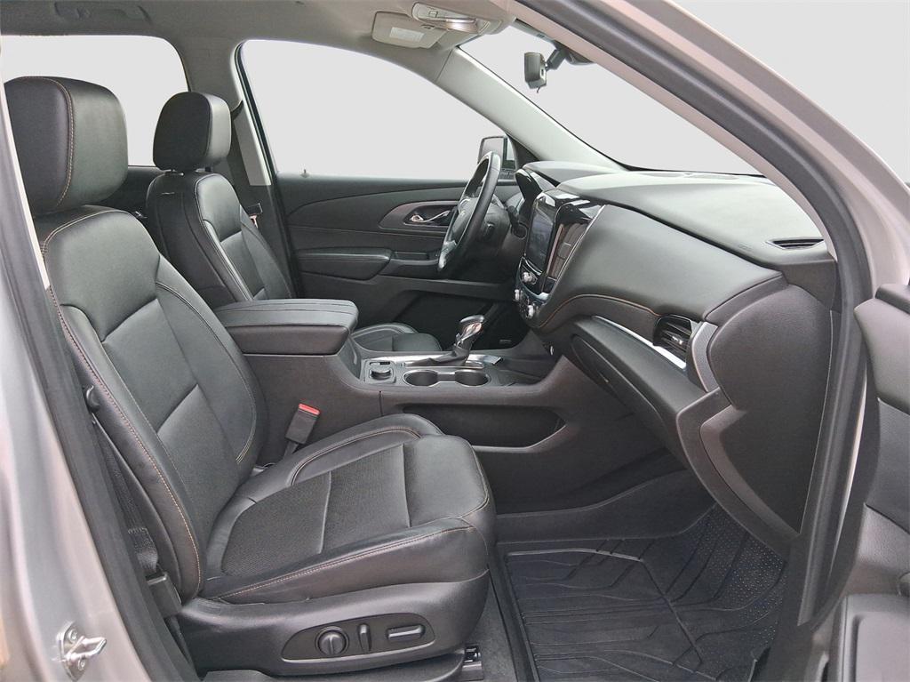 used 2021 Chevrolet Traverse car, priced at $23,991