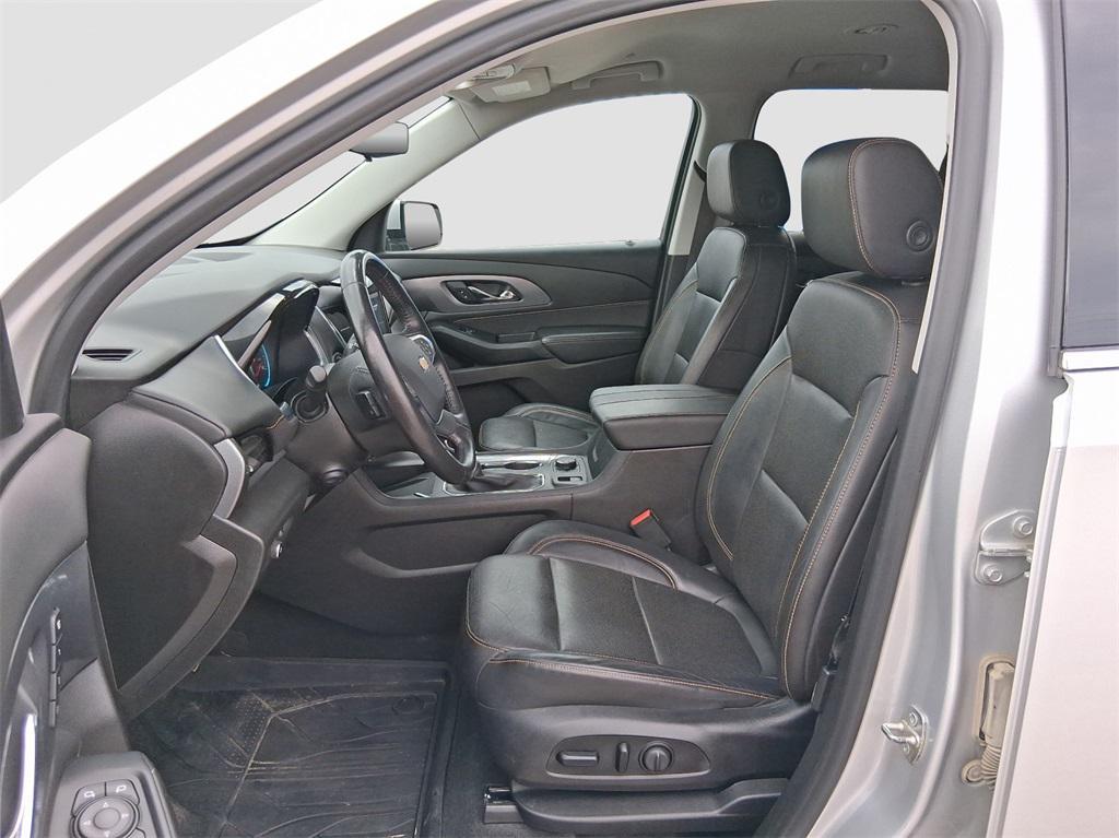 used 2021 Chevrolet Traverse car, priced at $26,995