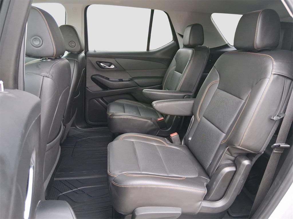 used 2021 Chevrolet Traverse car, priced at $23,991