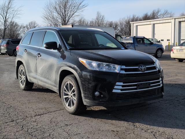 used 2019 Toyota Highlander car, priced at $24,499