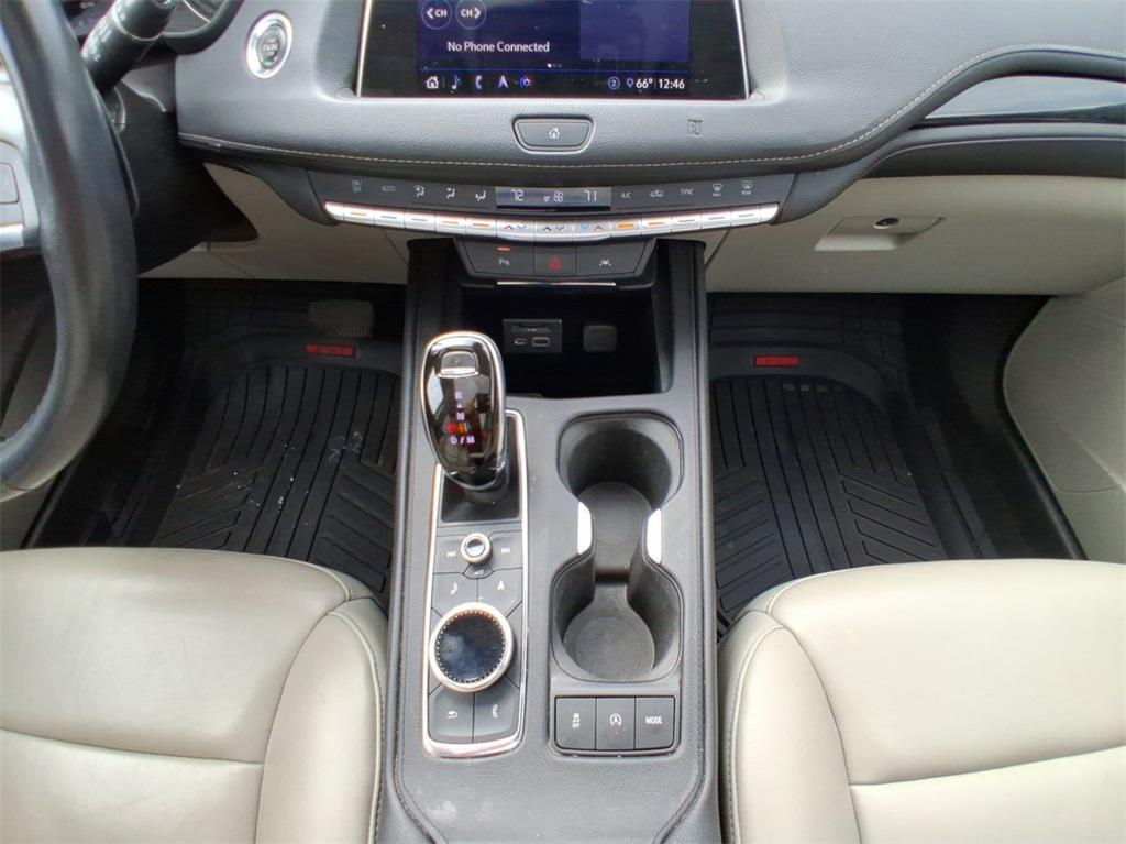 used 2020 Cadillac XT4 car, priced at $20,777