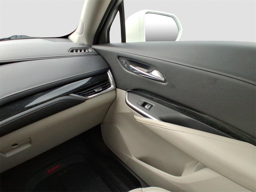 used 2020 Cadillac XT4 car, priced at $20,777