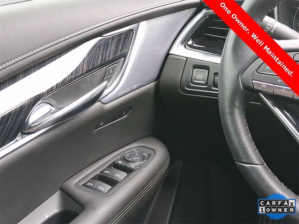 used 2024 Cadillac XT6 car, priced at $42,995