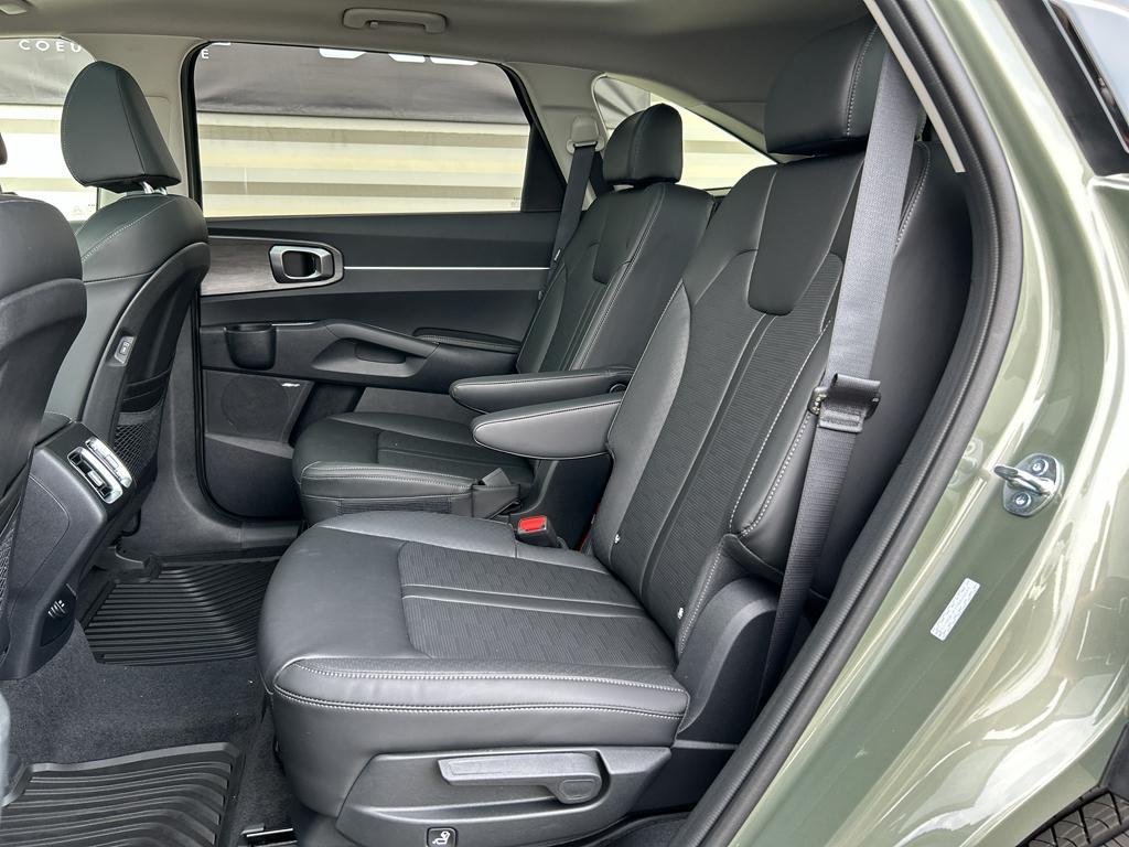 new 2026 Kia Sorento car, priced at $41,800