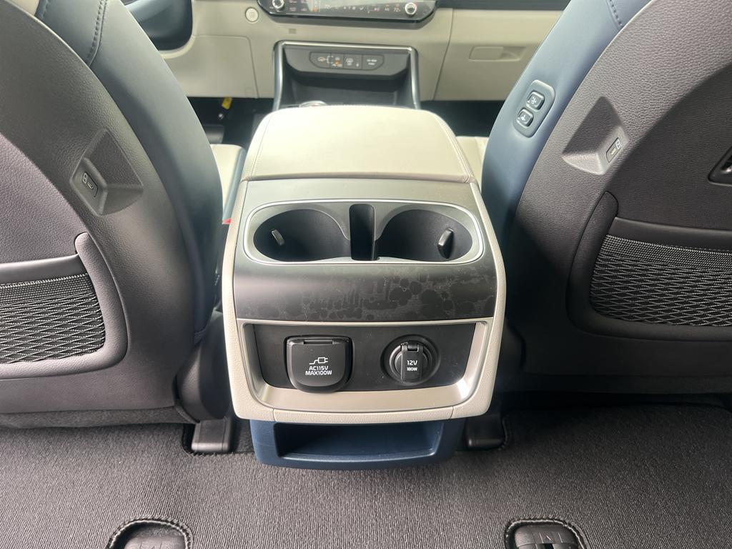 new 2026 Kia Carnival Hybrid car, priced at $50,160