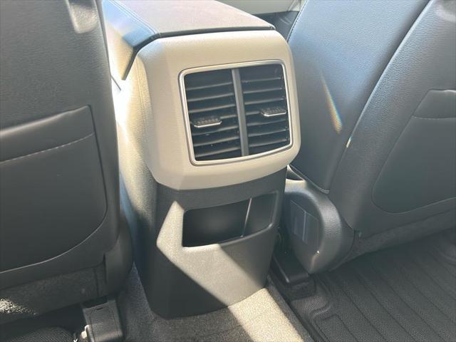new 2025 Kia Sportage Hybrid car, priced at $33,550