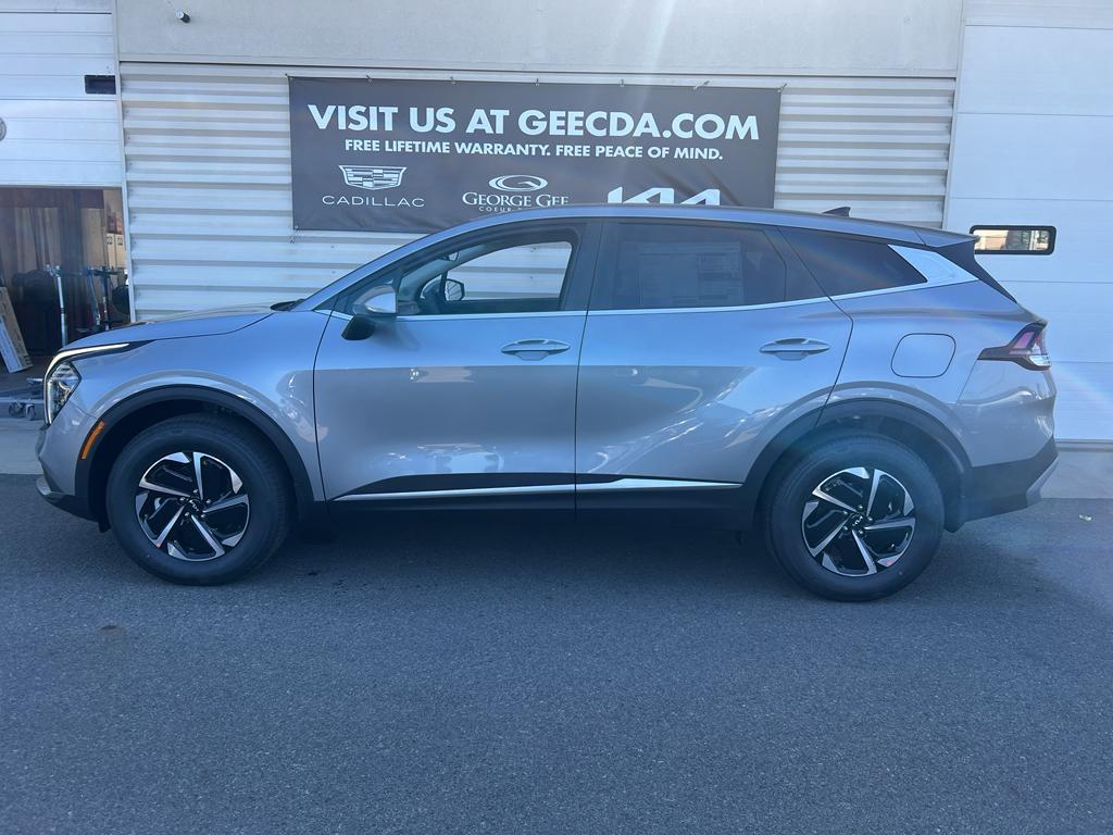 new 2025 Kia Sportage Hybrid car, priced at $30,905