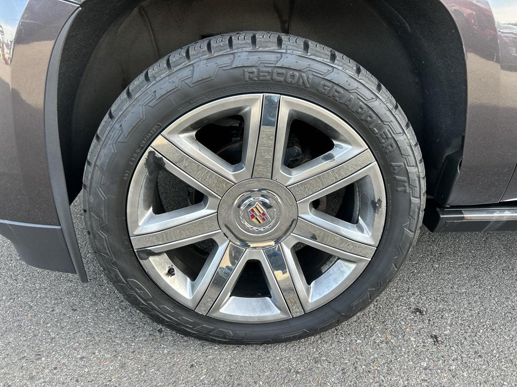 used 2015 Cadillac Escalade car, priced at $28,488