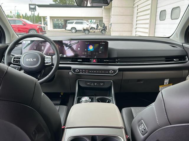 new 2026 Kia Carnival Hybrid car, priced at $44,940