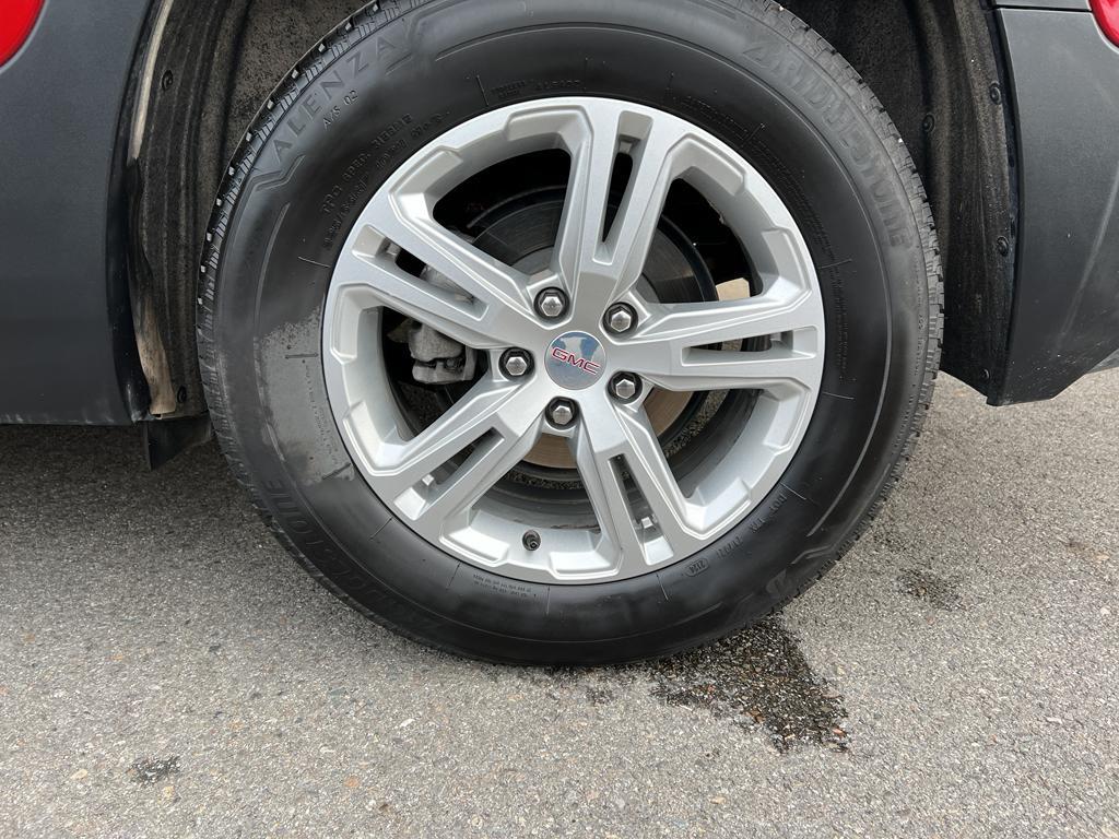 used 2024 GMC Terrain car, priced at $25,500