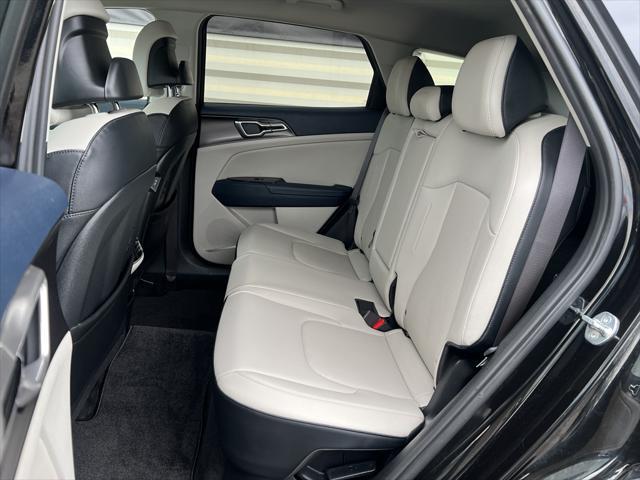 used 2023 Kia Sportage Hybrid car, priced at $24,649
