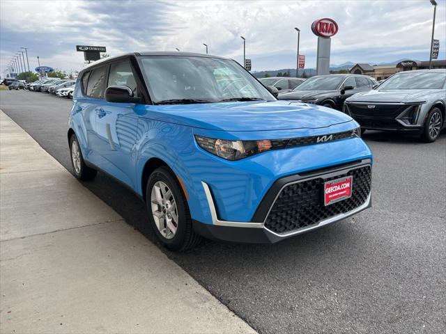 new 2025 Kia Soul car, priced at $24,185