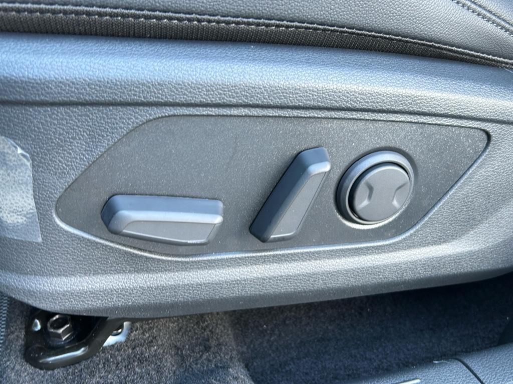 new 2025 Kia Sportage car, priced at $44,975