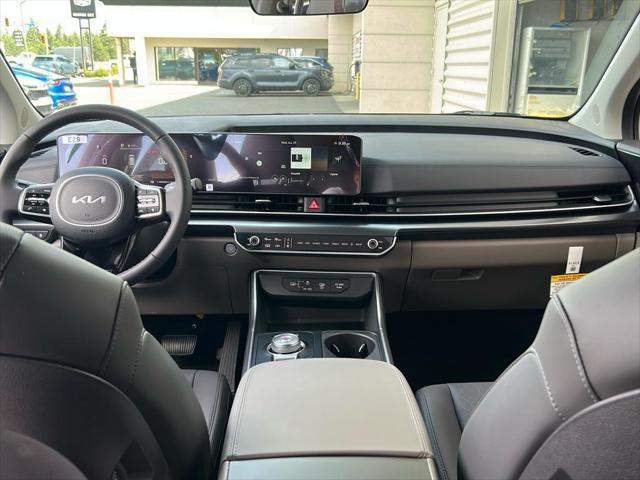 new 2026 Kia Carnival Hybrid car, priced at $42,420
