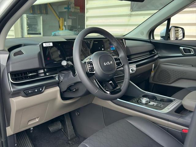 new 2026 Kia Carnival Hybrid car, priced at $42,420