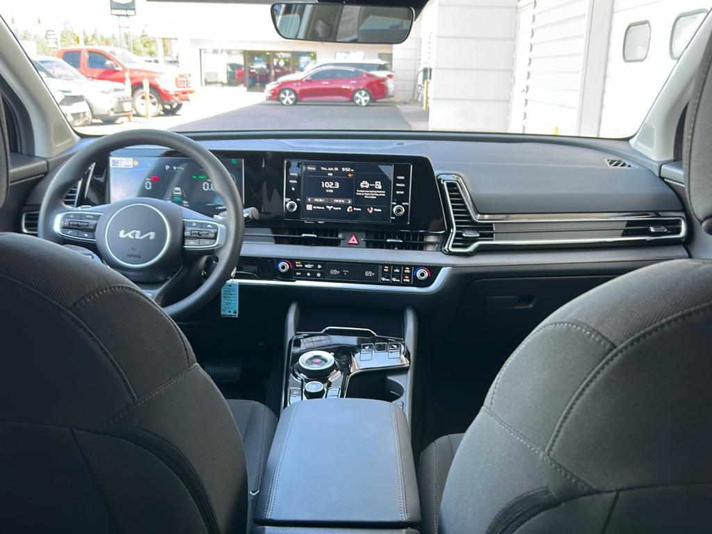 new 2025 Kia Sportage Hybrid car, priced at $30,955