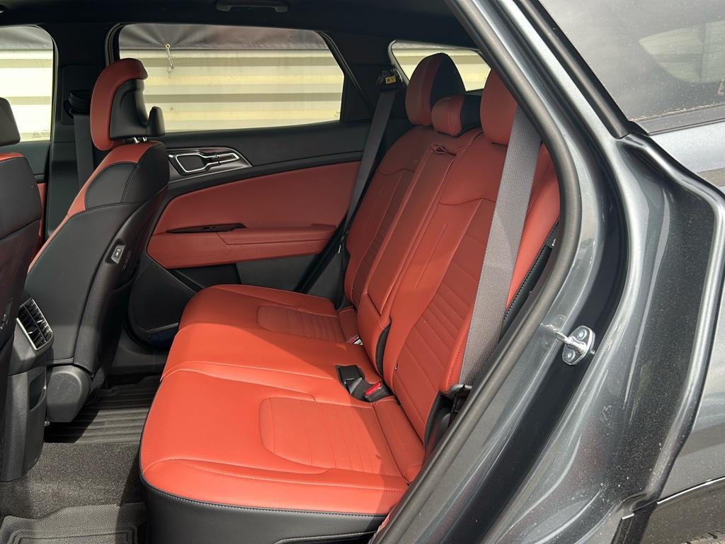 new 2025 Kia Sportage Hybrid car, priced at $38,395
