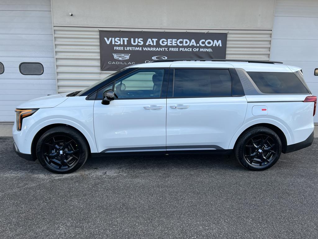 new 2026 Kia Carnival Hybrid car, priced at $53,895