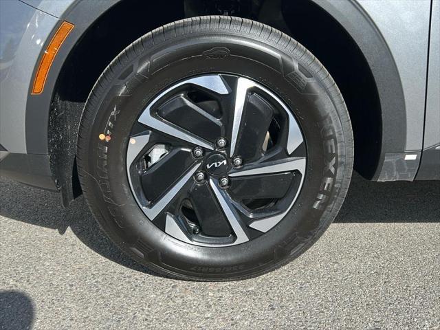 new 2025 Kia Sportage Hybrid car, priced at $32,340
