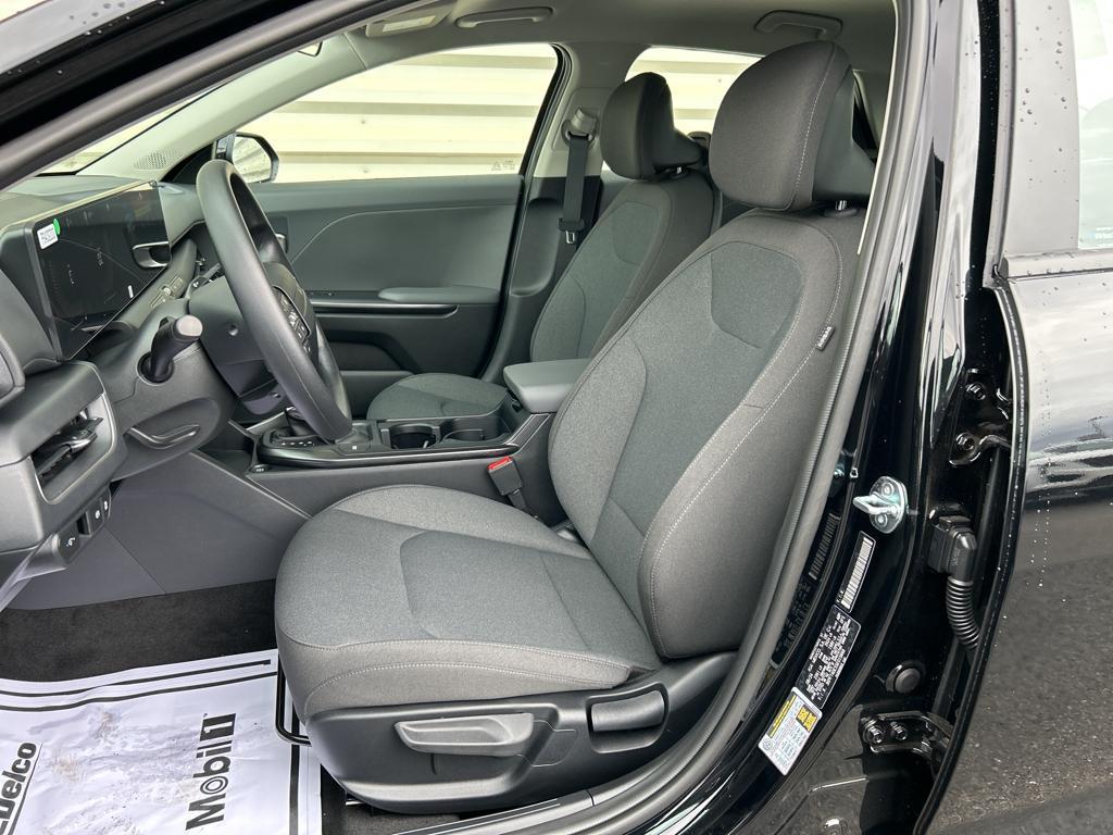 new 2025 Kia K4 car, priced at $21,000
