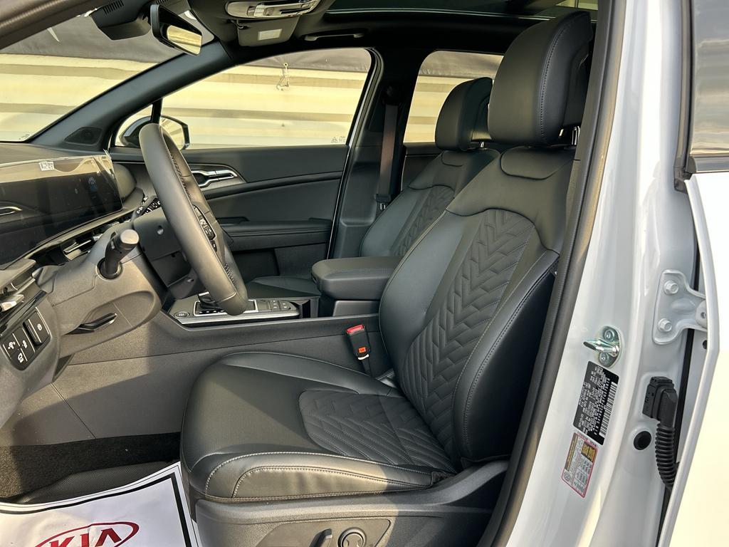 new 2026 Kia Sportage car, priced at $37,025