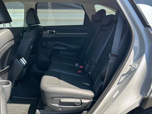 new 2025 Kia Sorento car, priced at $37,055