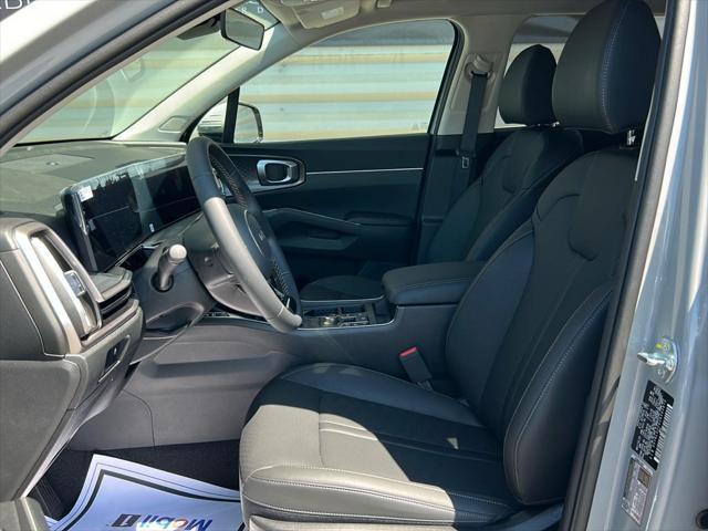 new 2025 Kia Sorento car, priced at $37,055