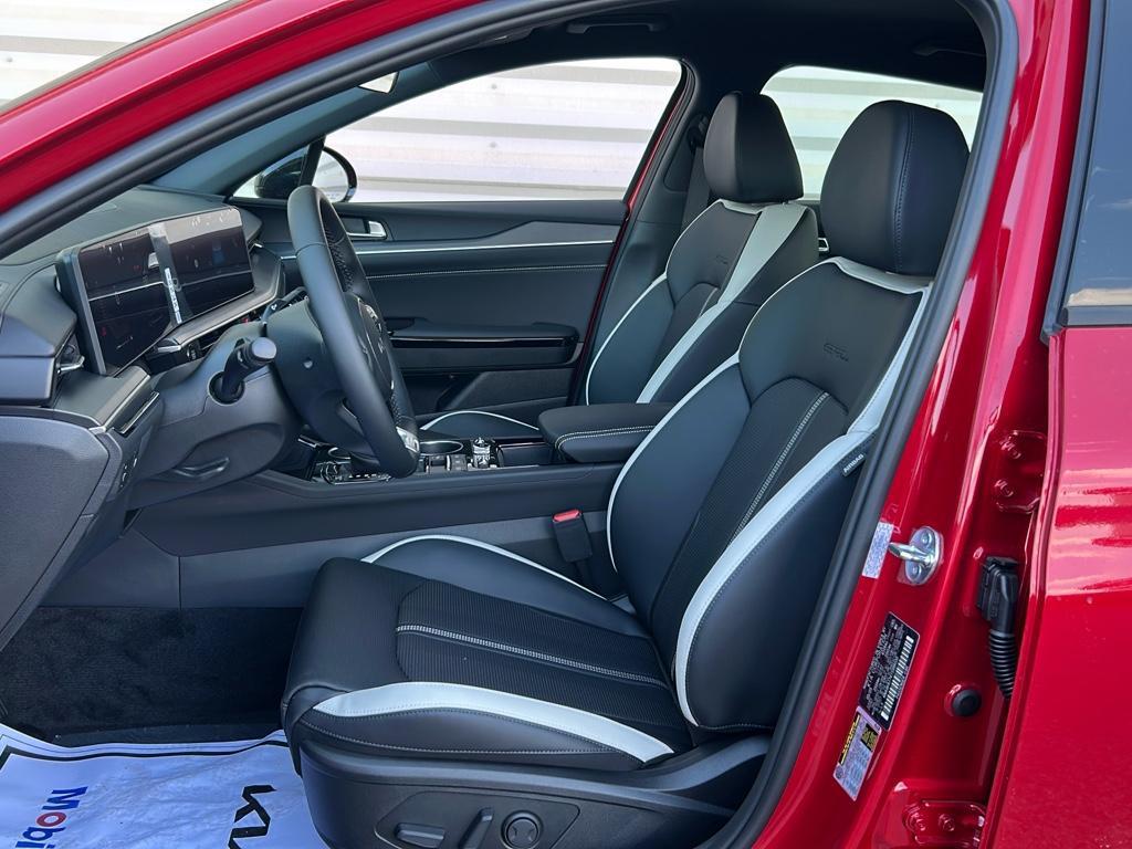 new 2026 Kia K5 car, priced at $30,160