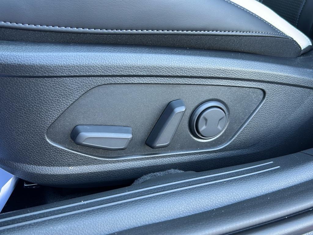 new 2026 Kia K5 car, priced at $30,160