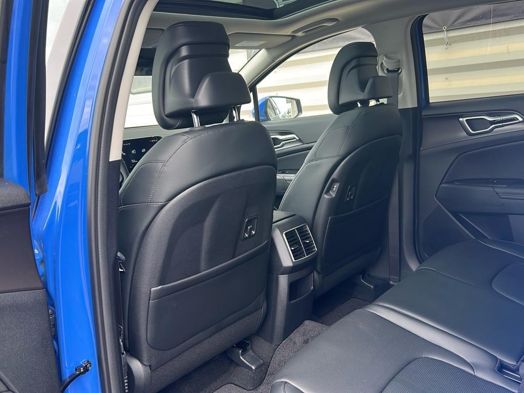 new 2026 Kia Sportage car, priced at $34,075