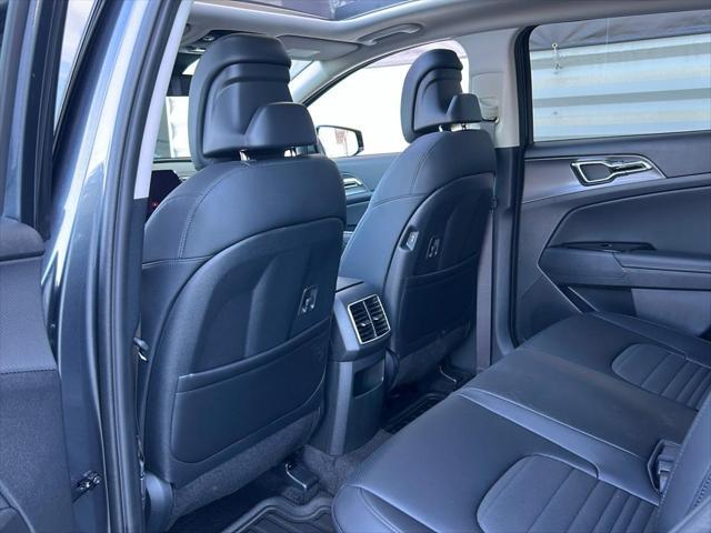 new 2025 Kia Sportage Hybrid car, priced at $39,200