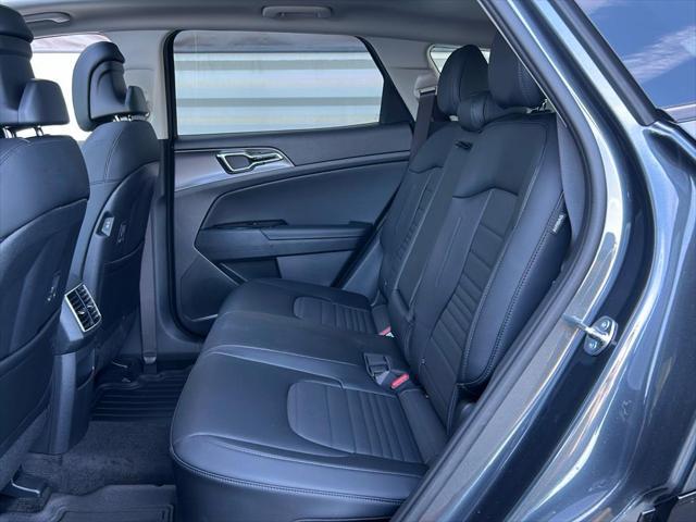 new 2025 Kia Sportage Hybrid car, priced at $39,200