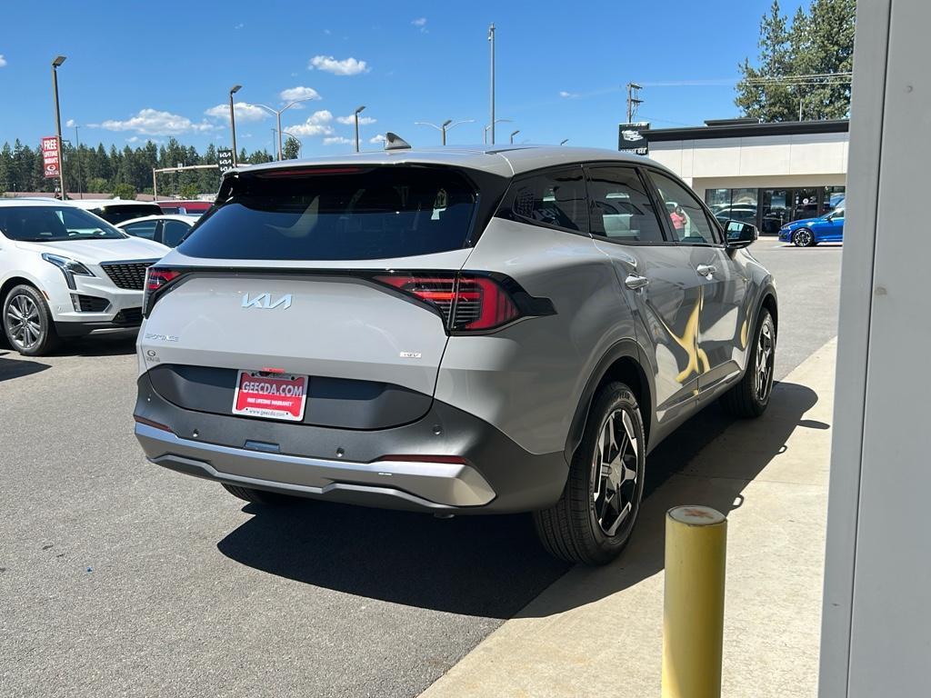 new 2026 Kia Sportage car, priced at $33,180