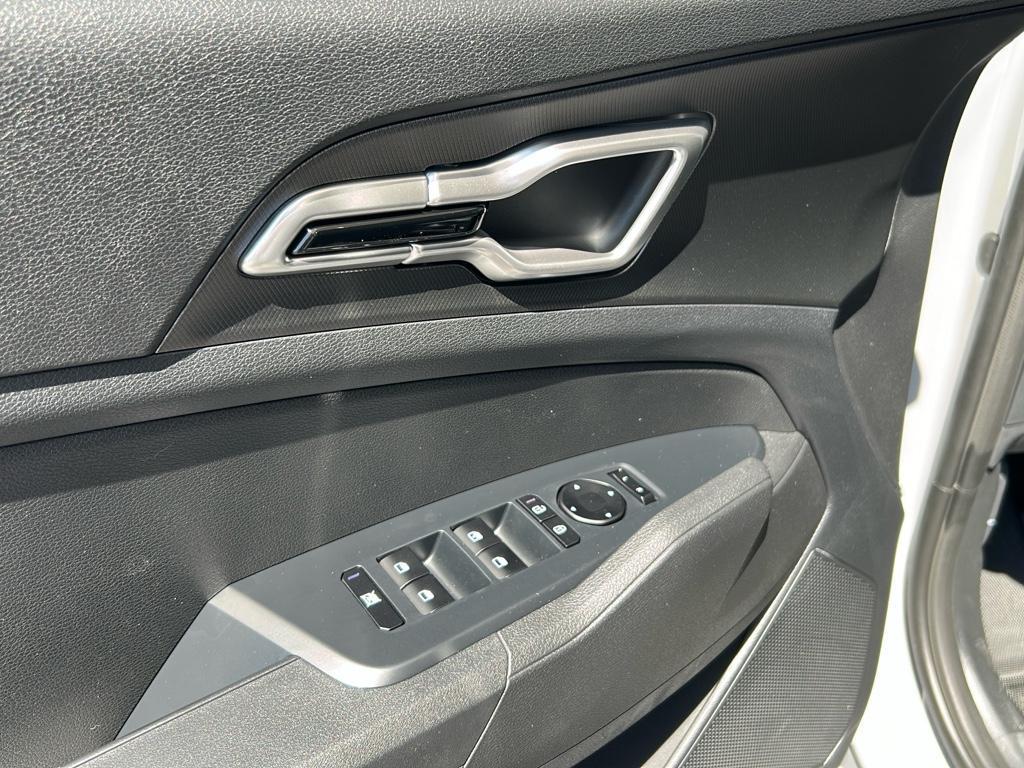 new 2026 Kia Sportage car, priced at $33,180