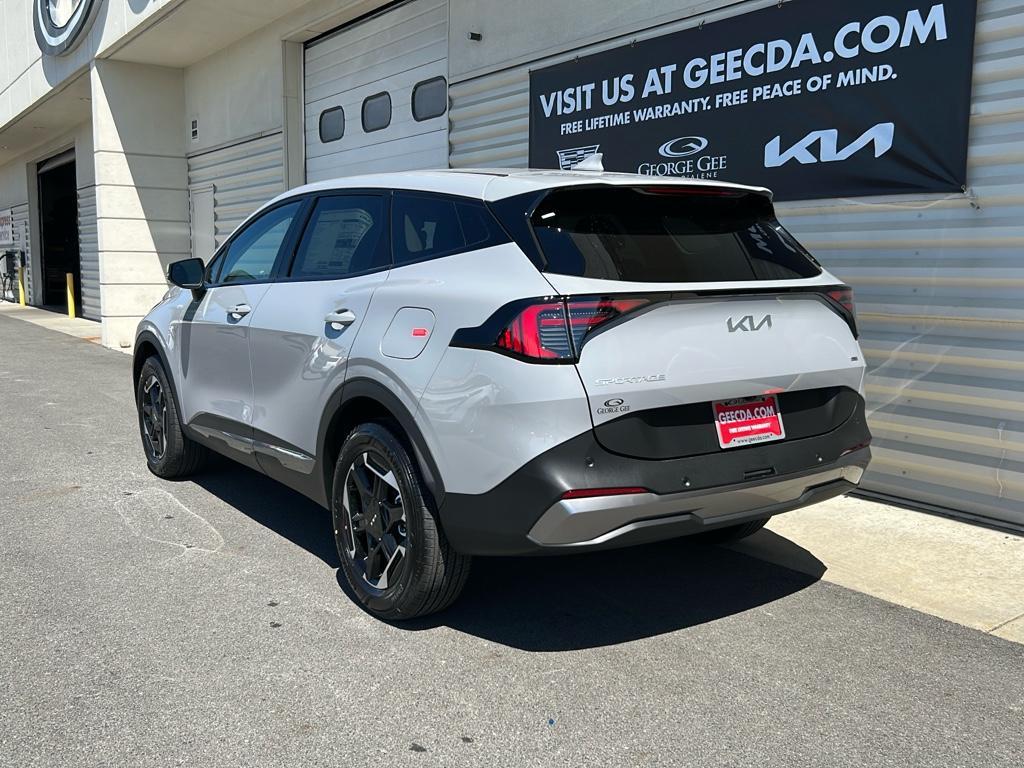 new 2026 Kia Sportage car, priced at $33,180
