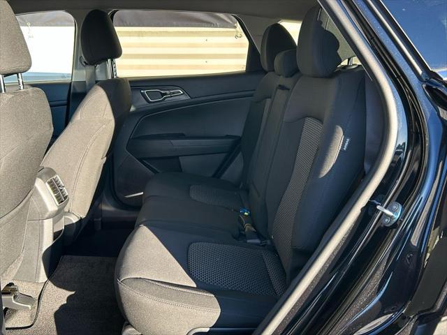 new 2025 Kia Sportage car, priced at $30,540