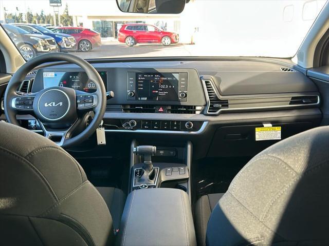 new 2025 Kia Sportage car, priced at $30,540