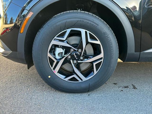 new 2025 Kia Sportage car, priced at $30,540