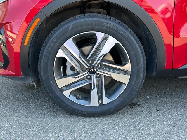 used 2023 Kia Sorento Hybrid car, priced at $33,999