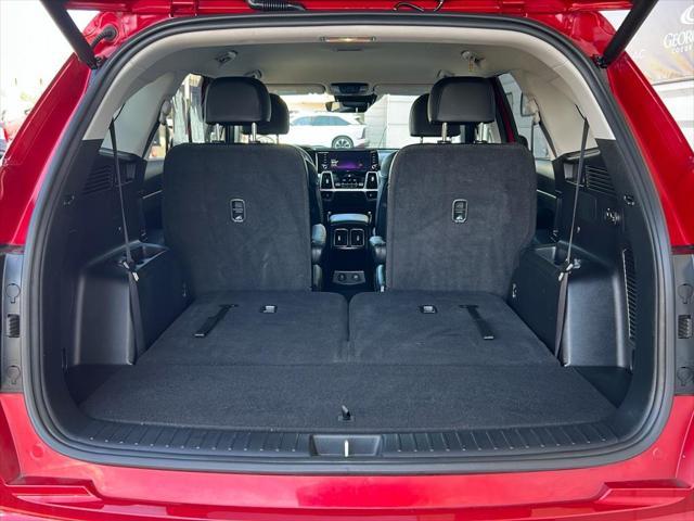 used 2023 Kia Sorento Hybrid car, priced at $33,999