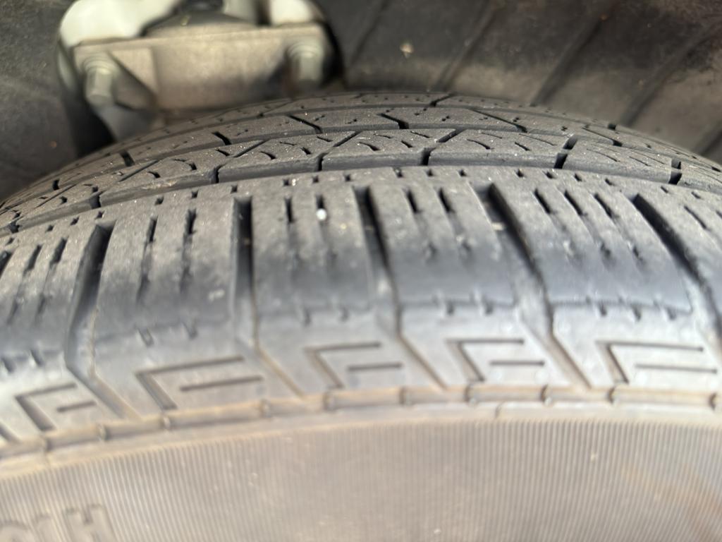 used 2023 Kia Sorento Hybrid car, priced at $32,000