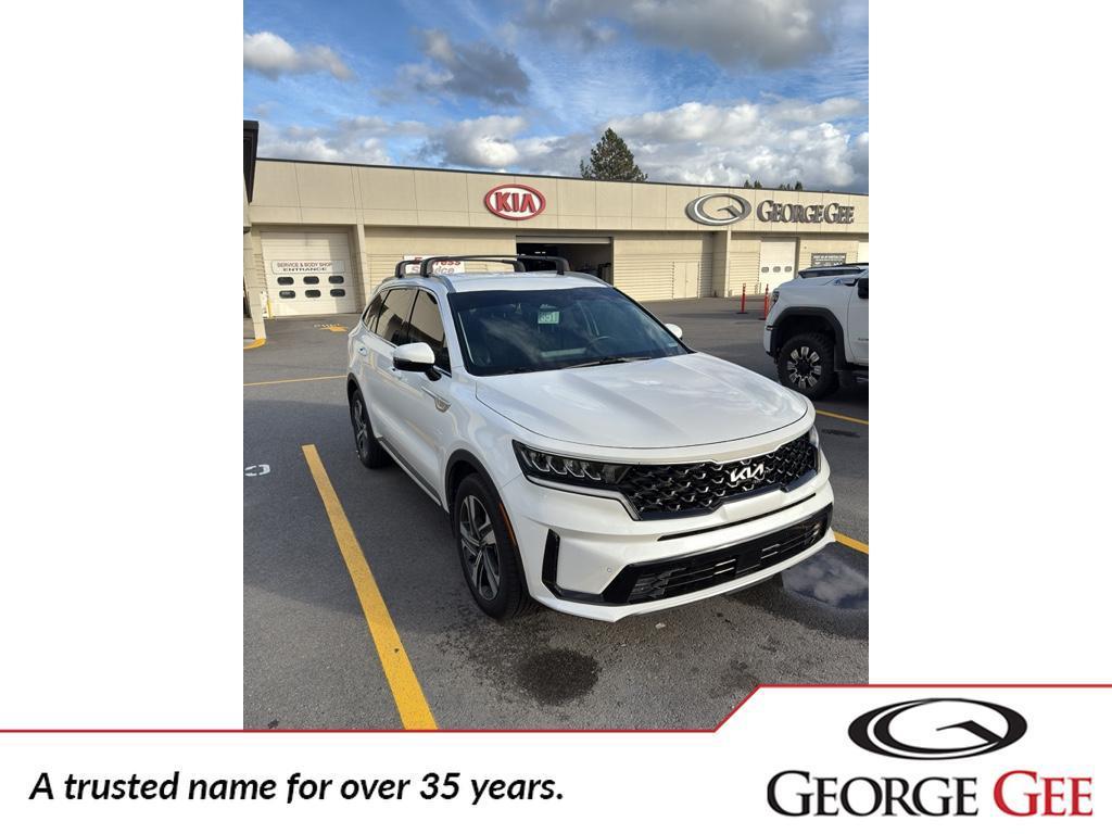 used 2023 Kia Sorento Hybrid car, priced at $32,900