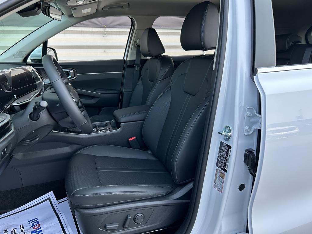 new 2026 Kia Sorento car, priced at $38,995